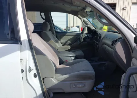 2006 Toyota Sequoia Sr5 V8 from USA, damaged, VIN 5TDZT34A76S272862